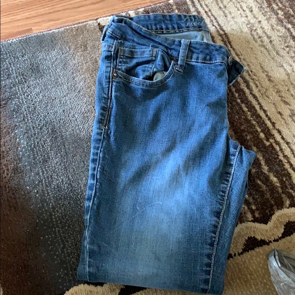 Ladies old navy pants!